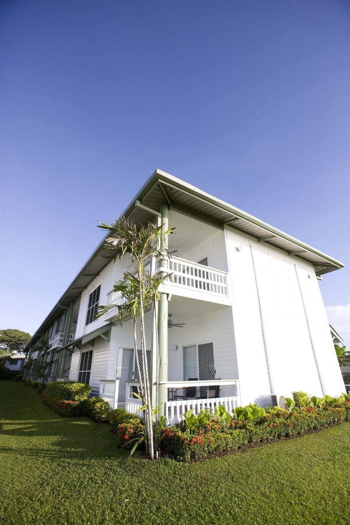 Madang Lodge Hotel Exterior photo